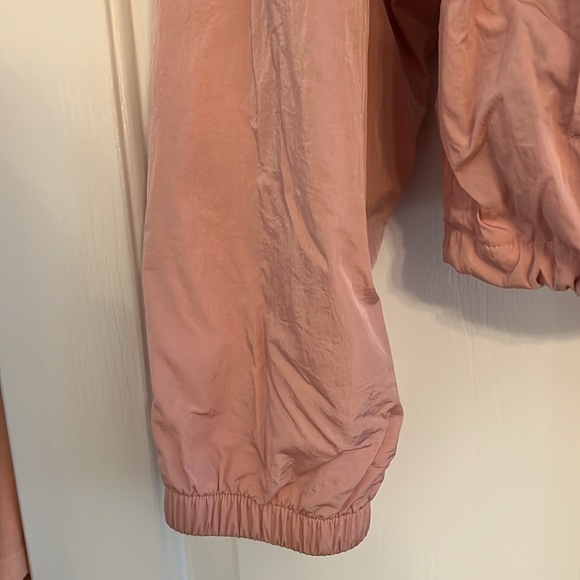 NWOT Victoria's Secret PINK Hooded Windbreaker Jacket - Picture 8 of 15